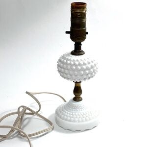 Vintage Milkglass Hobnail Lamp